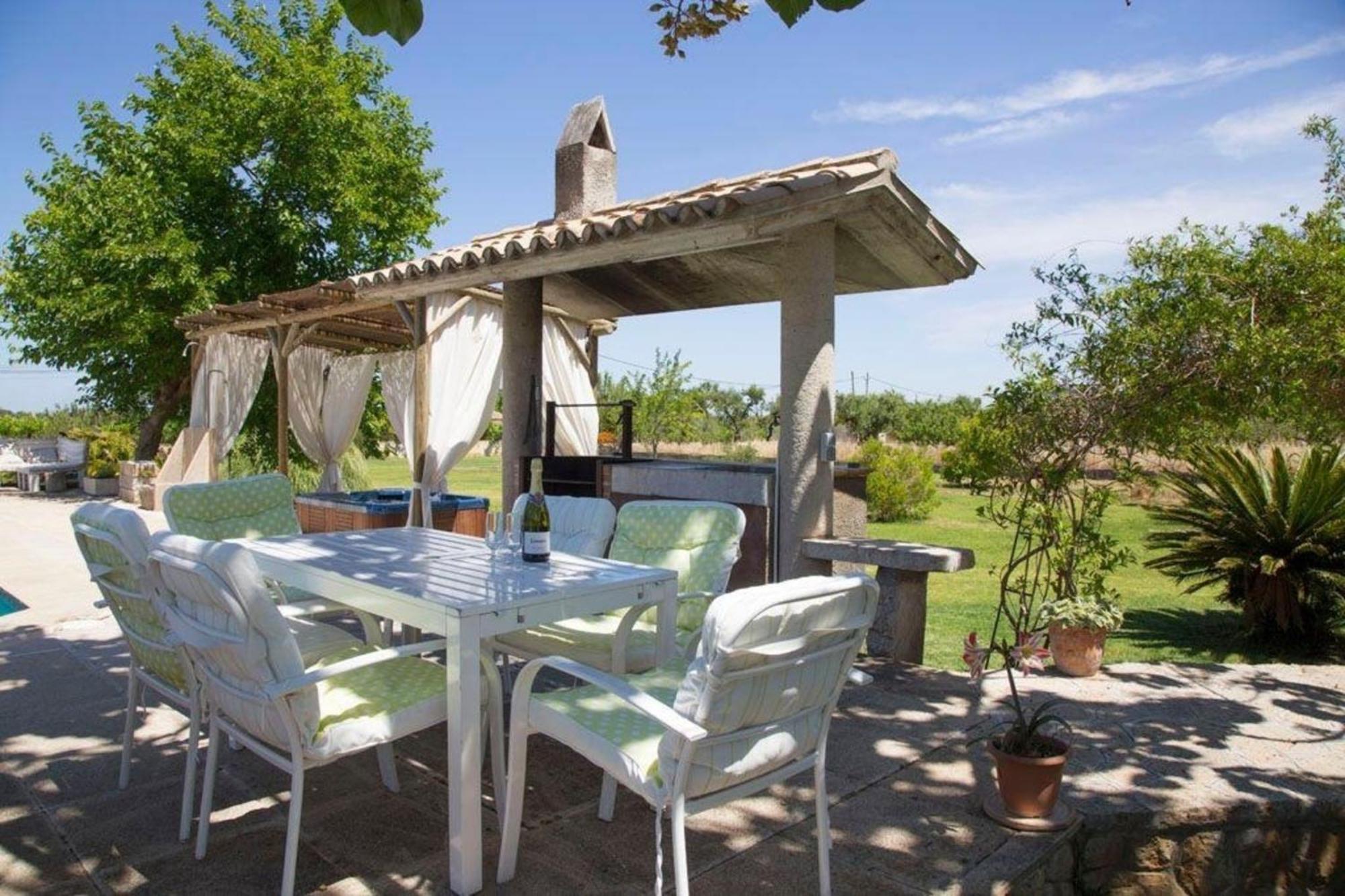 Gemuetliches Mit Pool Bei Selva * Selva (Mallorca)